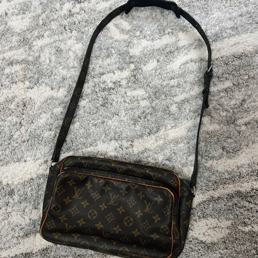 Authentic Vintage Louis Vuitton Bag / Purse